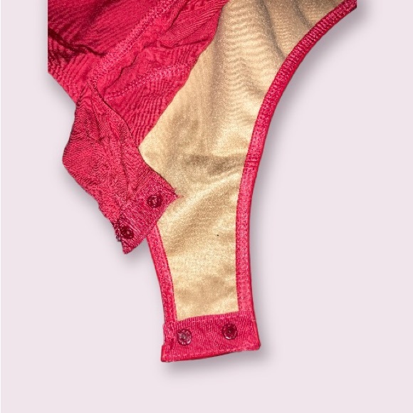 I am selling multiple lingerie - Picture 3 of 4